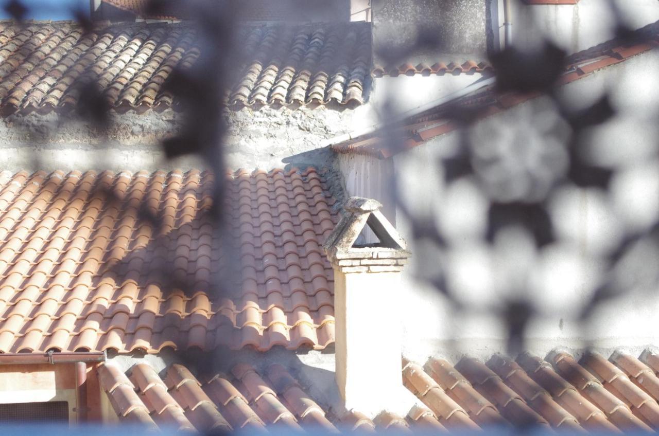 Casa De Ajala - B&B De Charme In Antica Dimora Totalmente Ristrutturata E Dotata Di Tutti I Confort Bagni Privati Spazio Living Patio Esterno Ambienti Climatizzati Degustazioni Prodotti Locali Làconi Eksteriør bilde